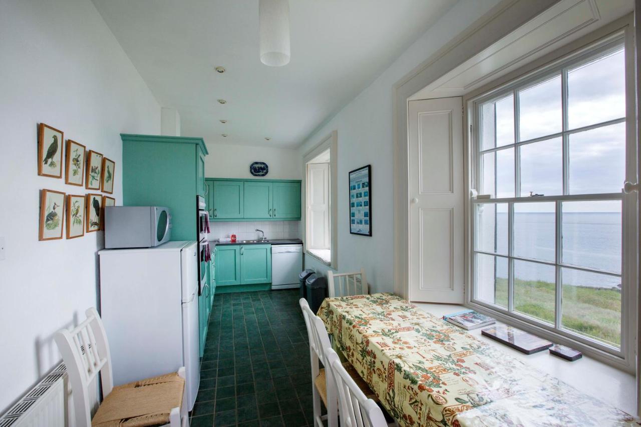 Galley Head Lightkeeper'S Houses Donoure Luaran gambar